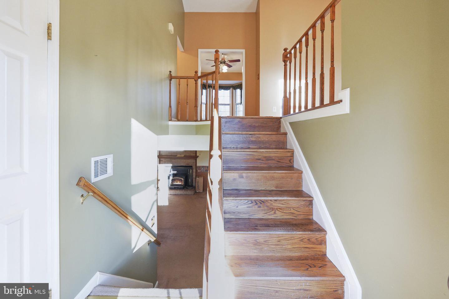 5368 Wade LANE