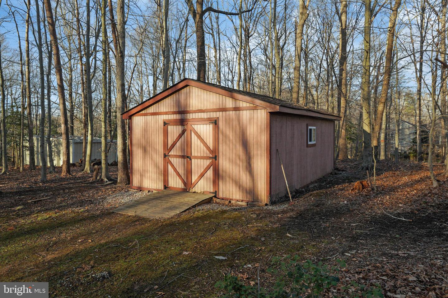 5368 Wade LANE