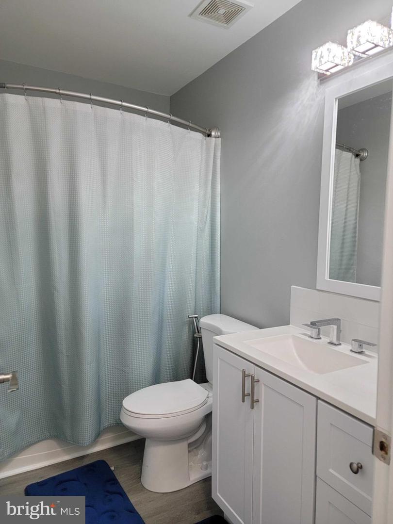 14216 Hunters Run WAY