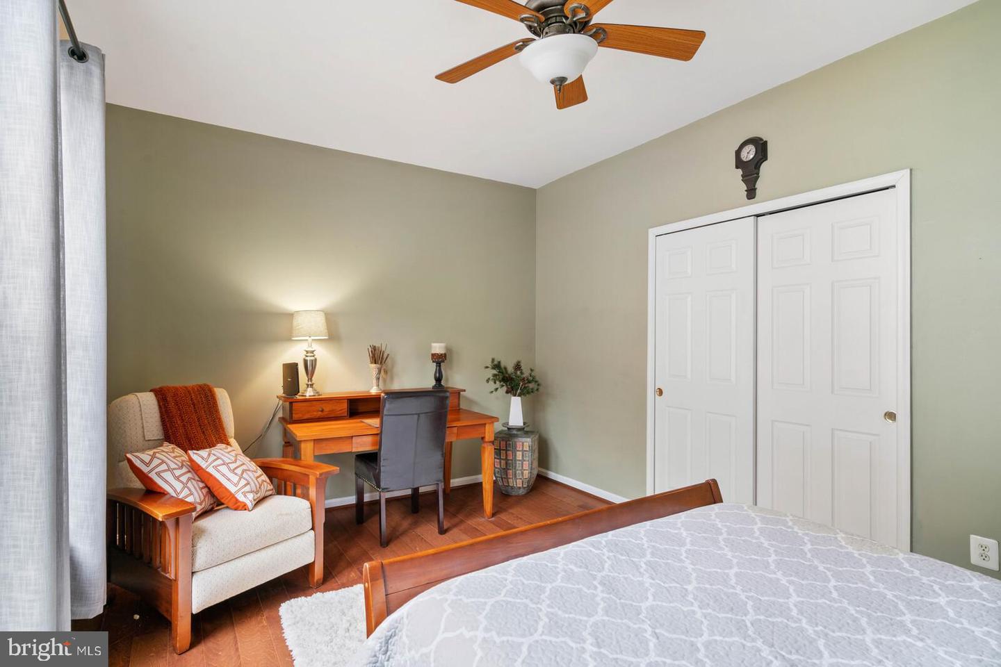 3932 Solstice LANE
