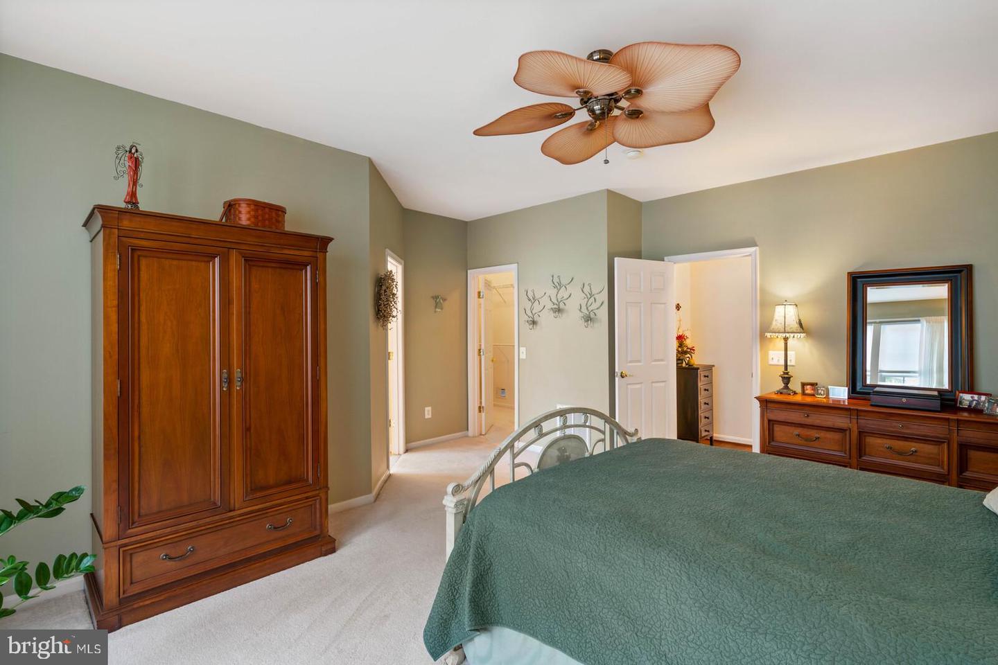 3932 Solstice LANE