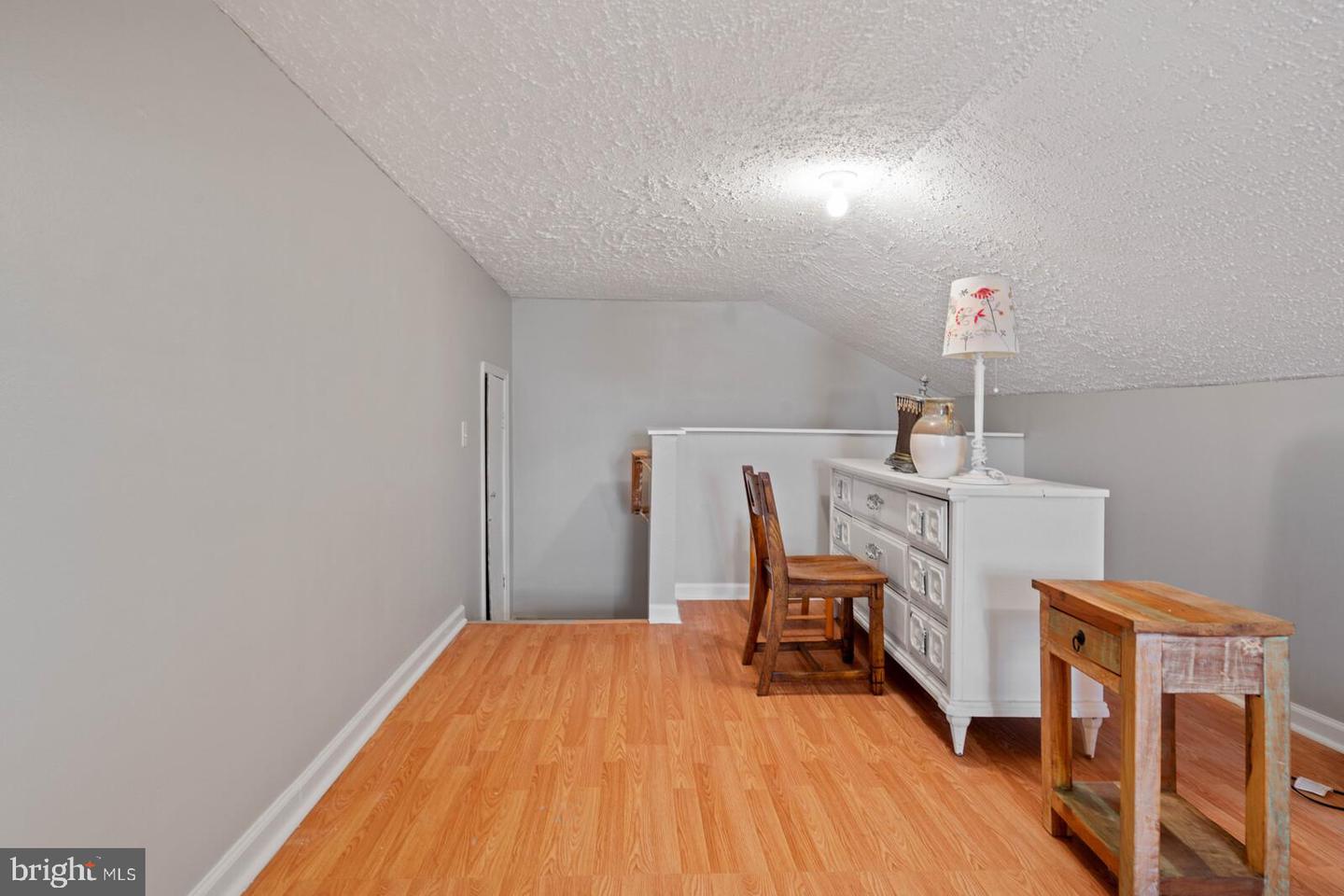 3932 Solstice LANE
