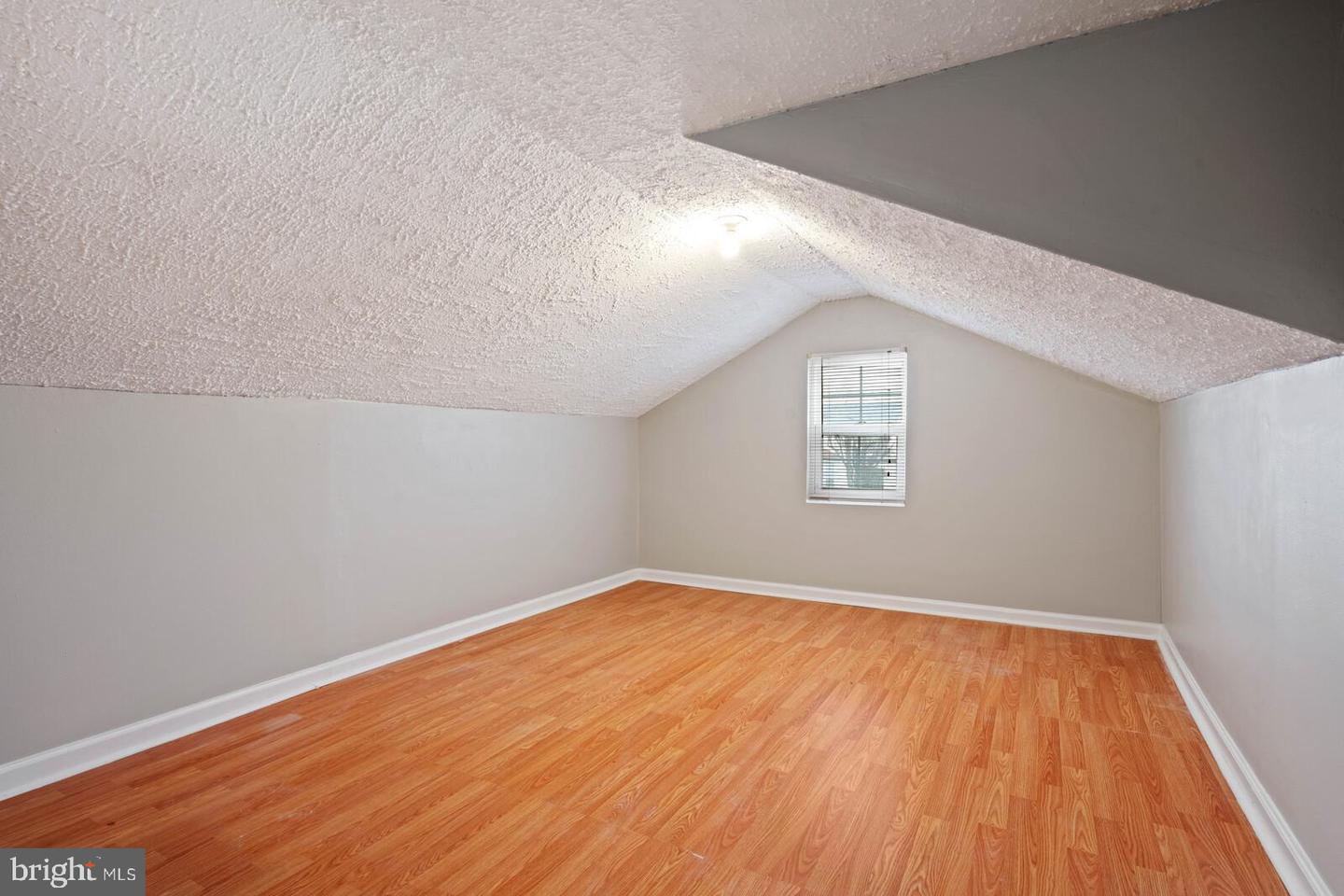 3932 Solstice LANE