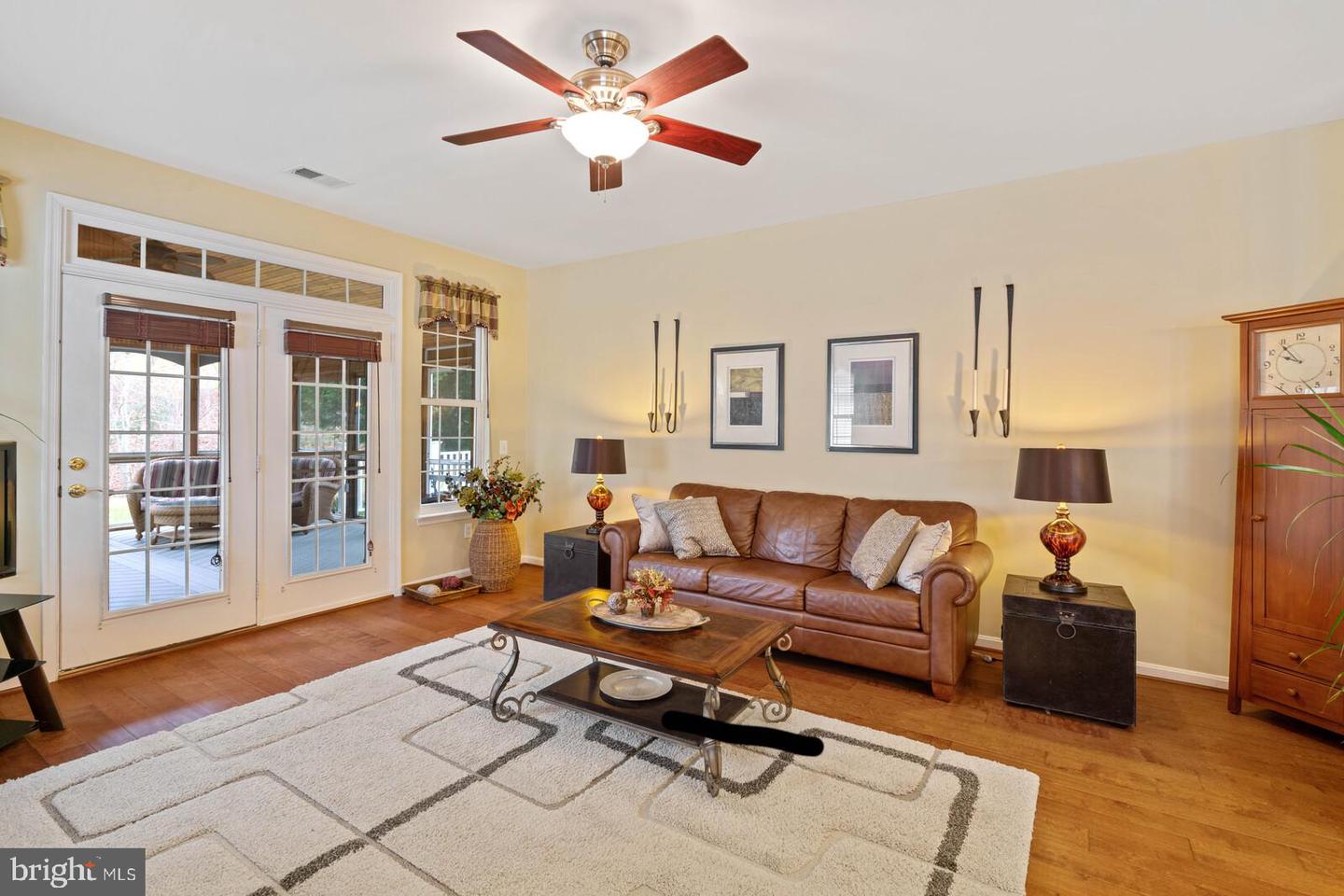 3932 Solstice LANE