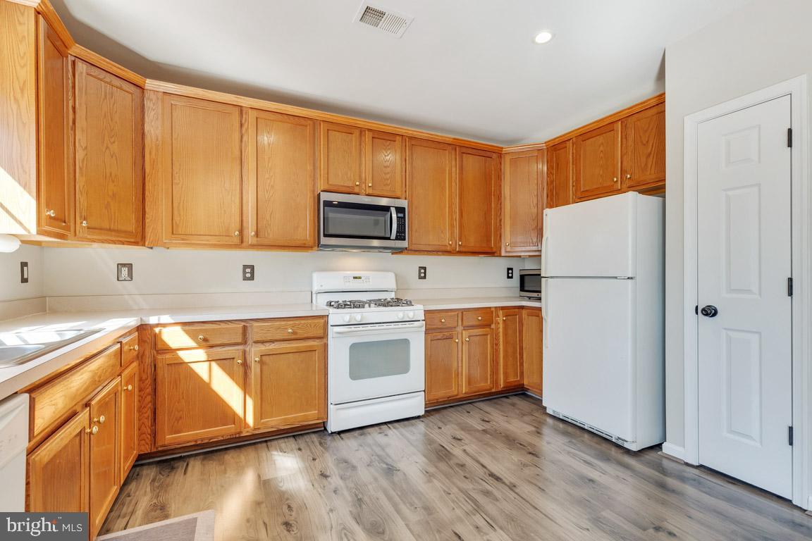 9743 Cheshire Ridge CIRCLE