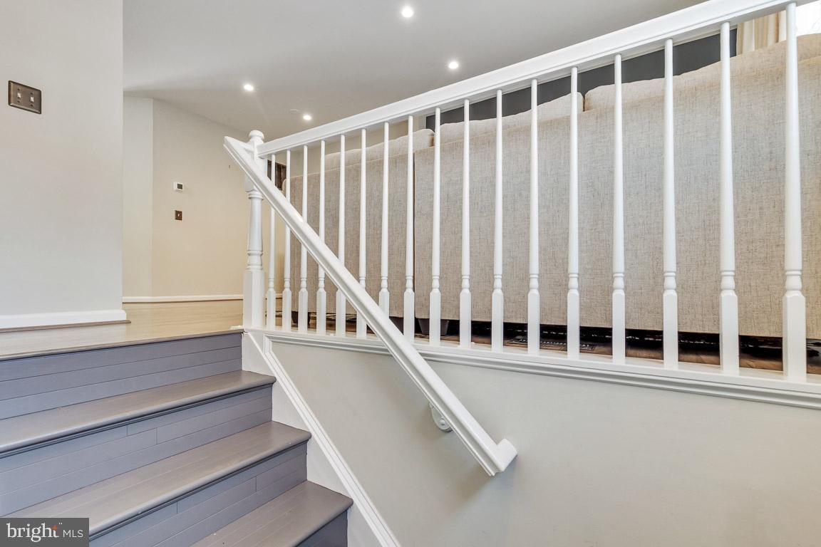 9743 Cheshire Ridge CIRCLE