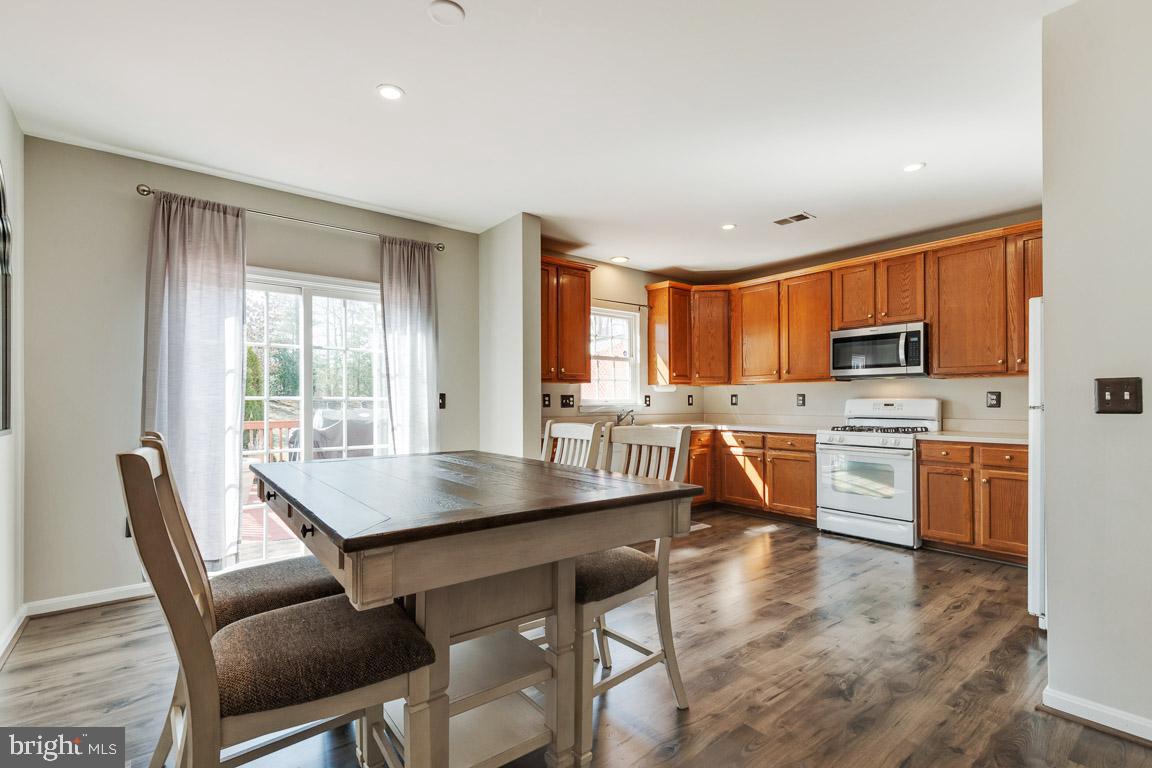 9743 Cheshire Ridge CIRCLE