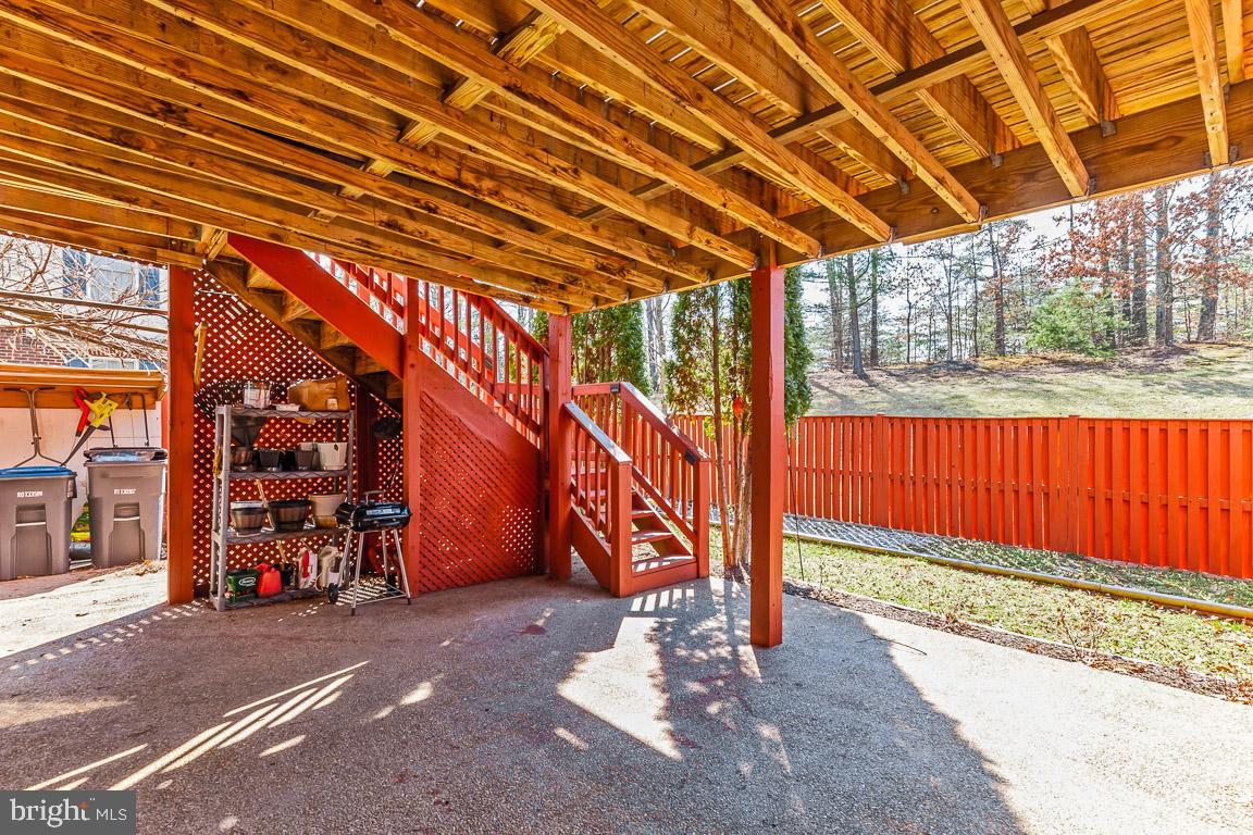 9743 Cheshire Ridge CIRCLE