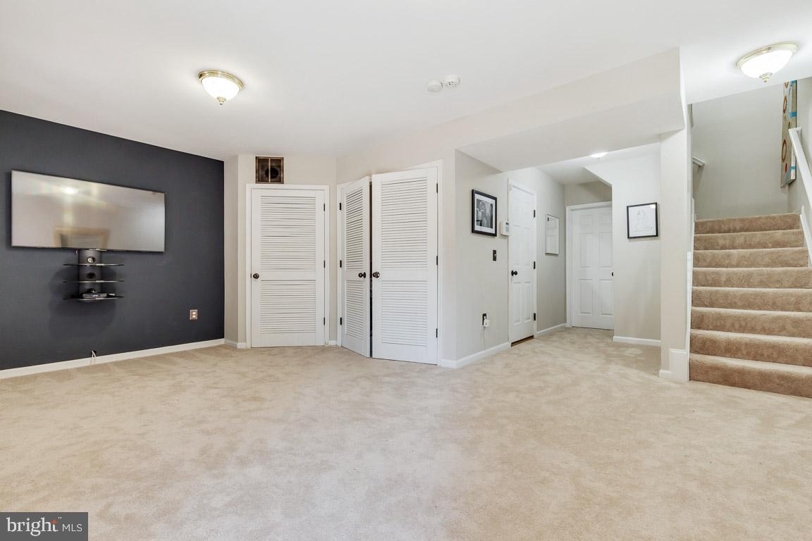 9743 Cheshire Ridge CIRCLE