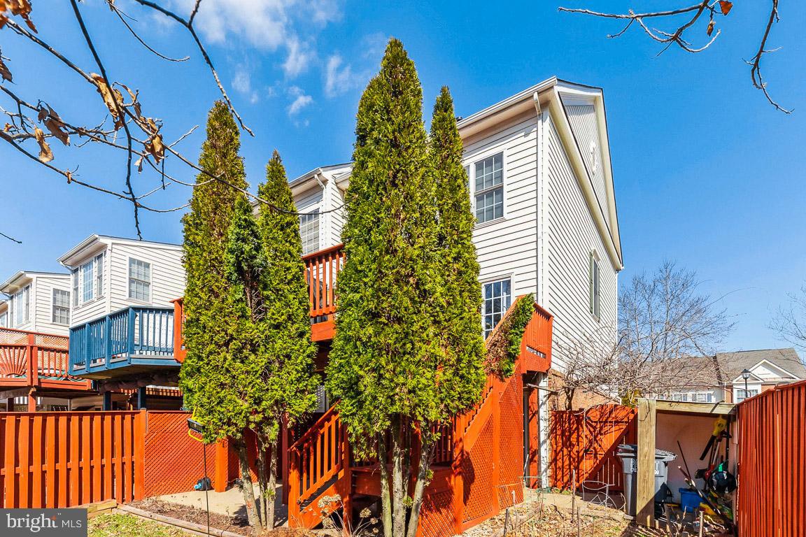 9743 Cheshire Ridge CIRCLE