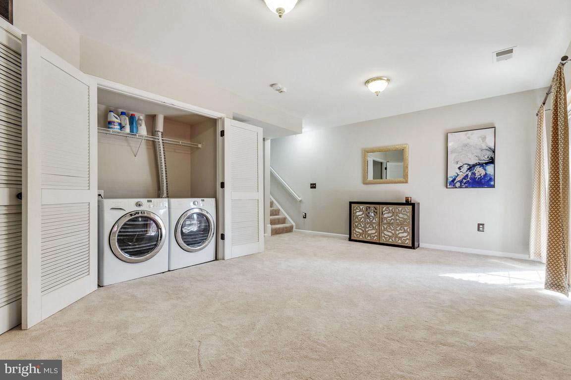 9743 Cheshire Ridge CIRCLE