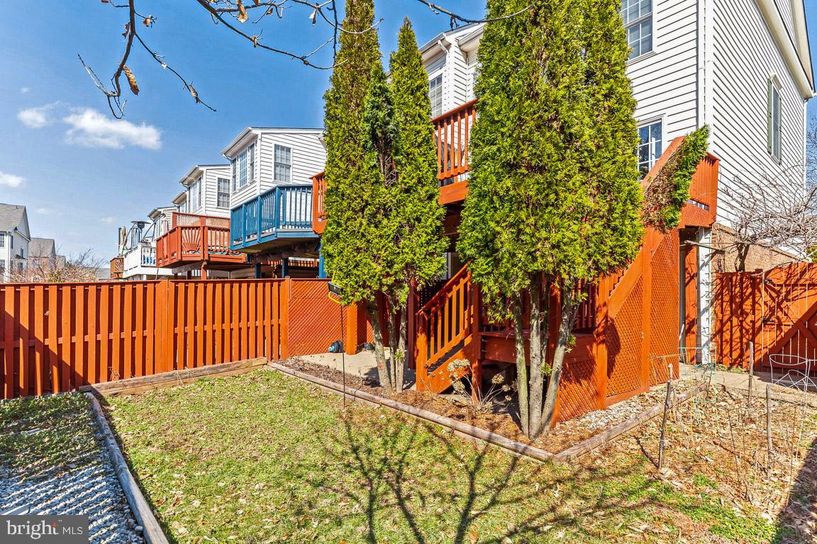 9743 Cheshire Ridge CIRCLE