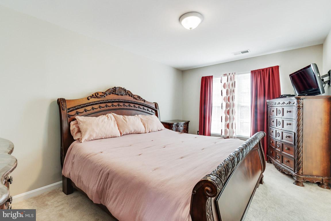 9743 Cheshire Ridge CIRCLE