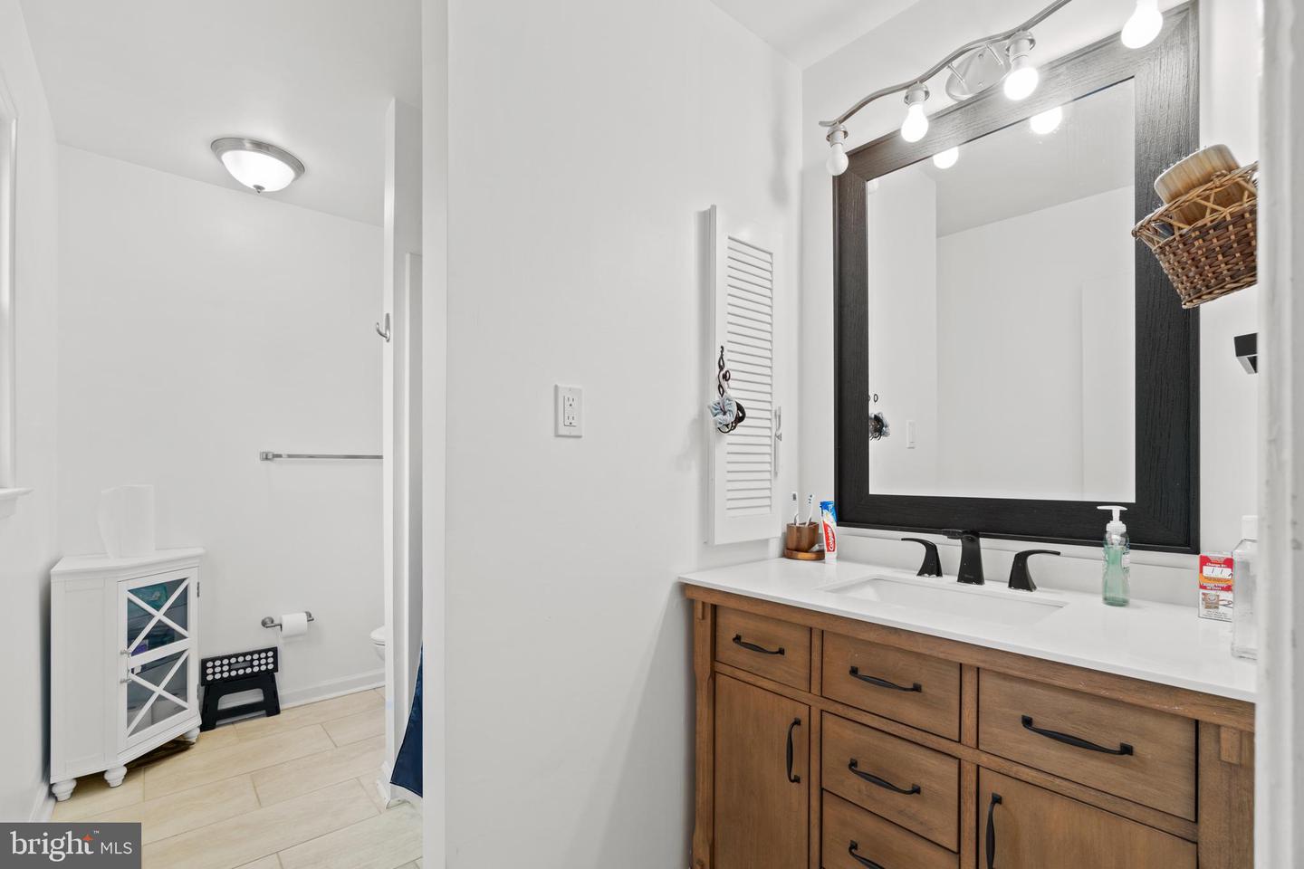 2703 Crabapple COURT
