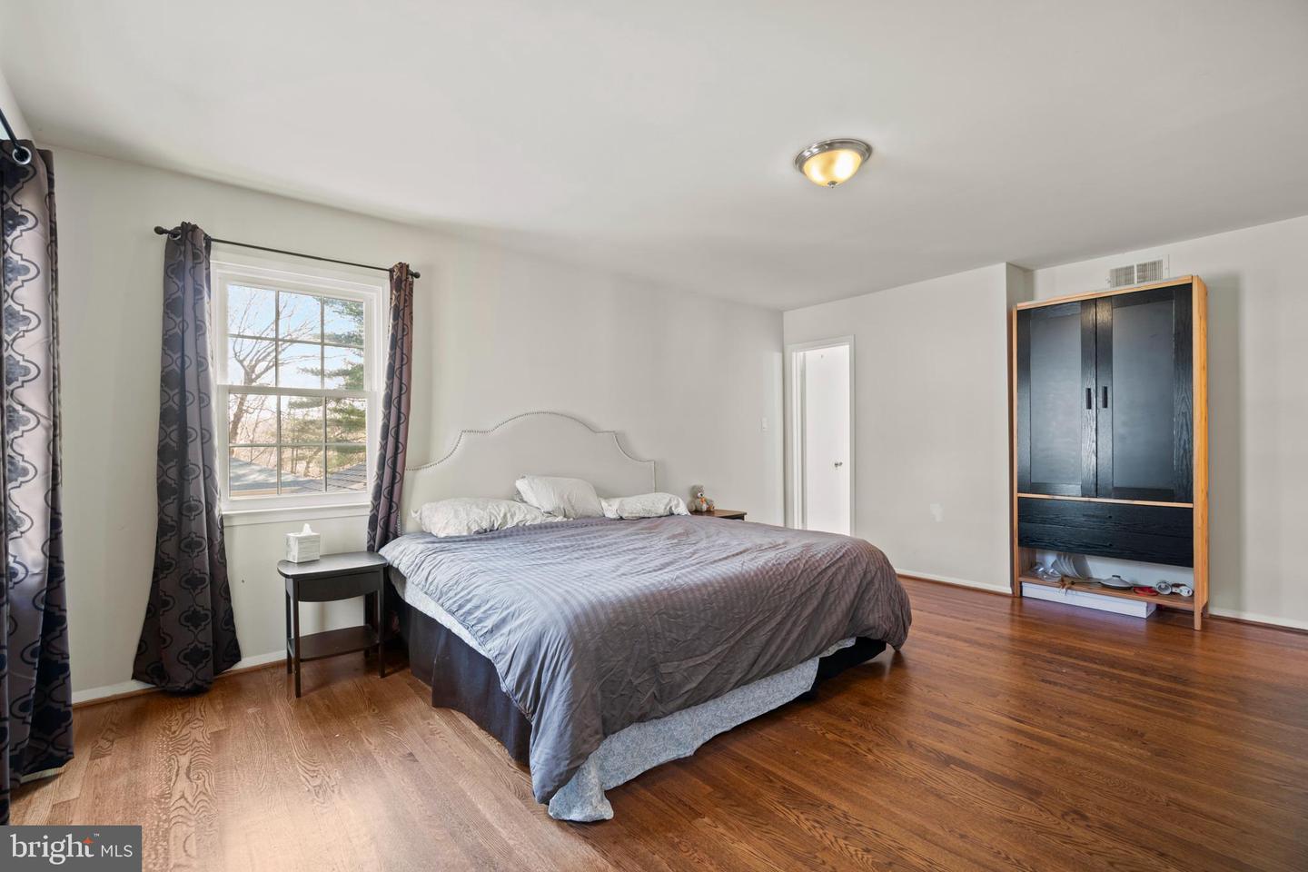 2703 Crabapple COURT