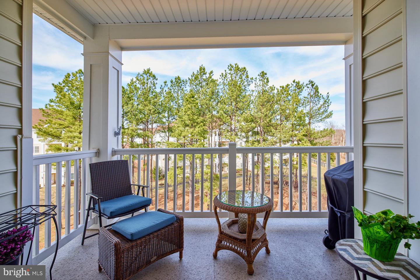 15211 Royal Crest DRIVE Unit: 402