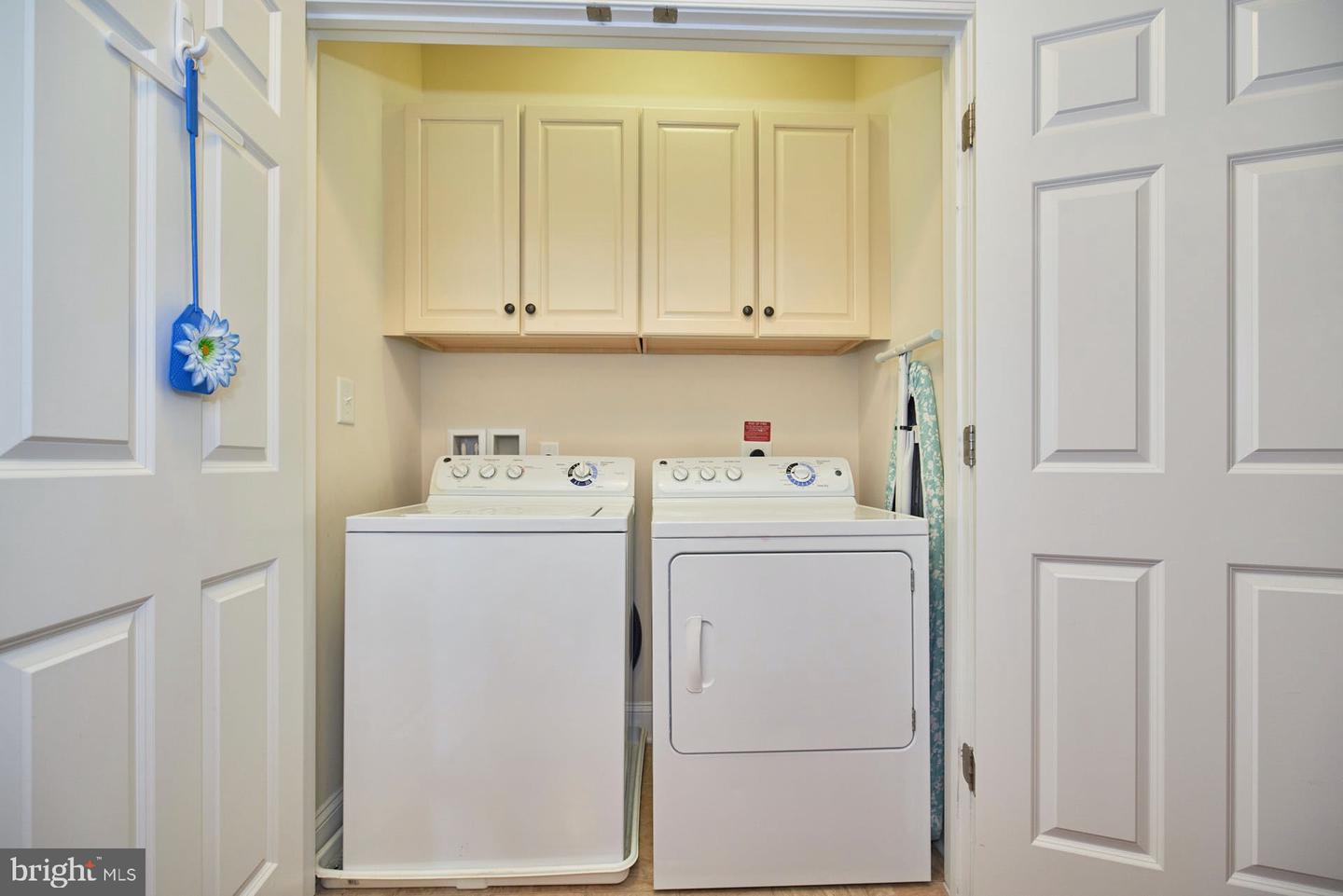 15211 Royal Crest DRIVE Unit: 402
