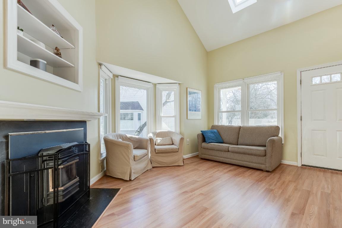 4320 Jonathan COURT