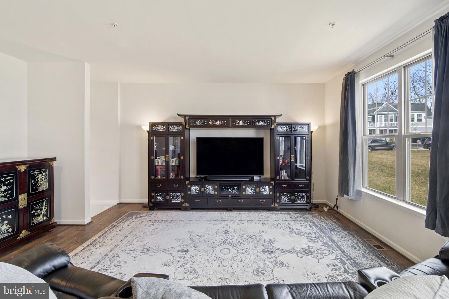 18205 Thunderbolt ROAD