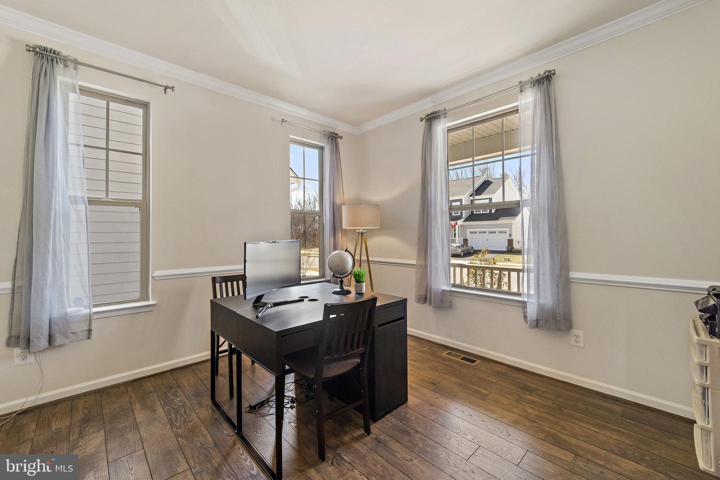 18205 Thunderbolt ROAD
