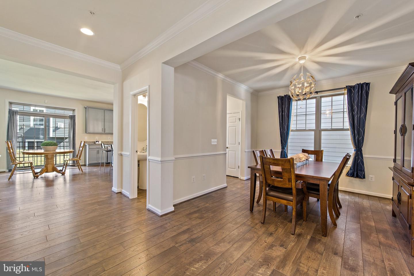 18205 Thunderbolt ROAD