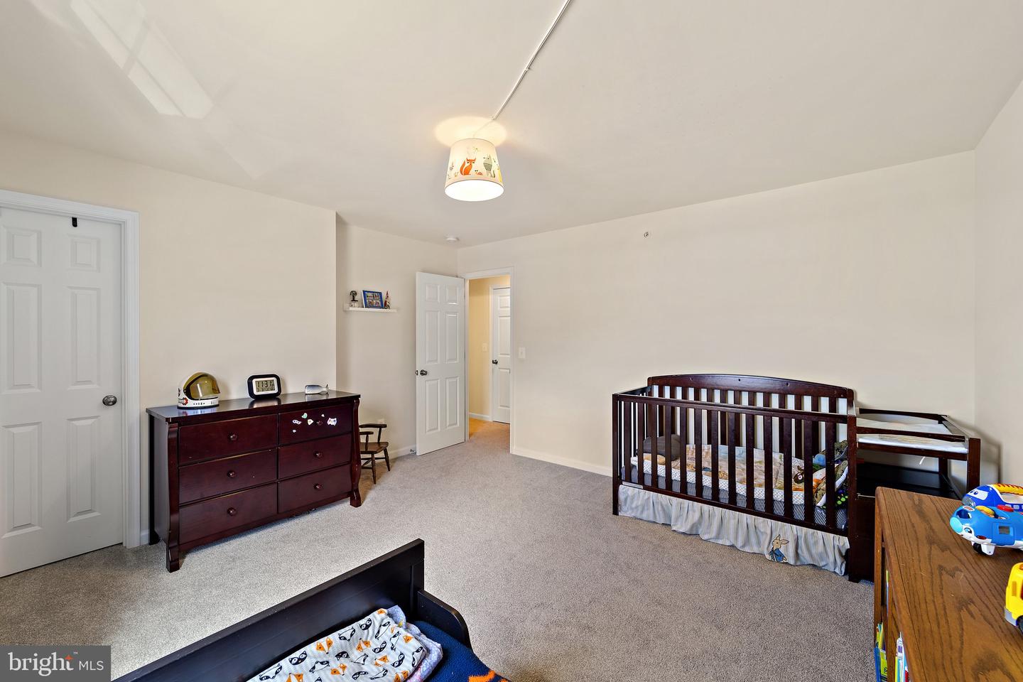 18205 Thunderbolt ROAD