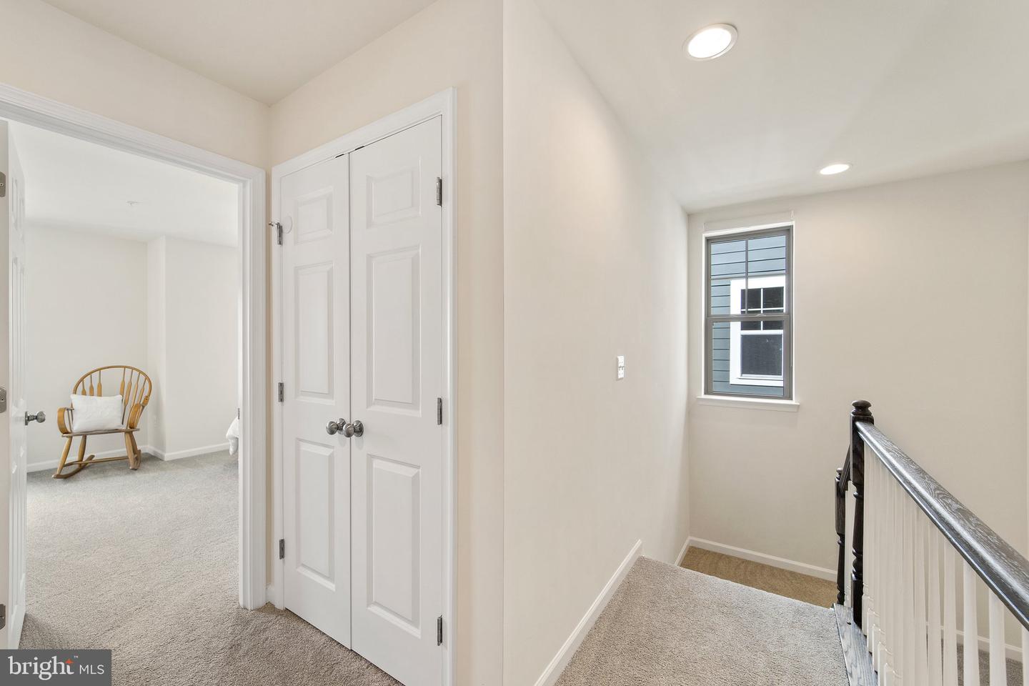 18205 Thunderbolt ROAD
