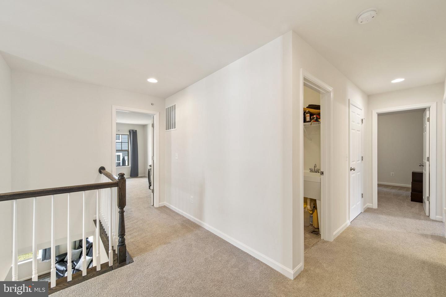 18205 Thunderbolt ROAD