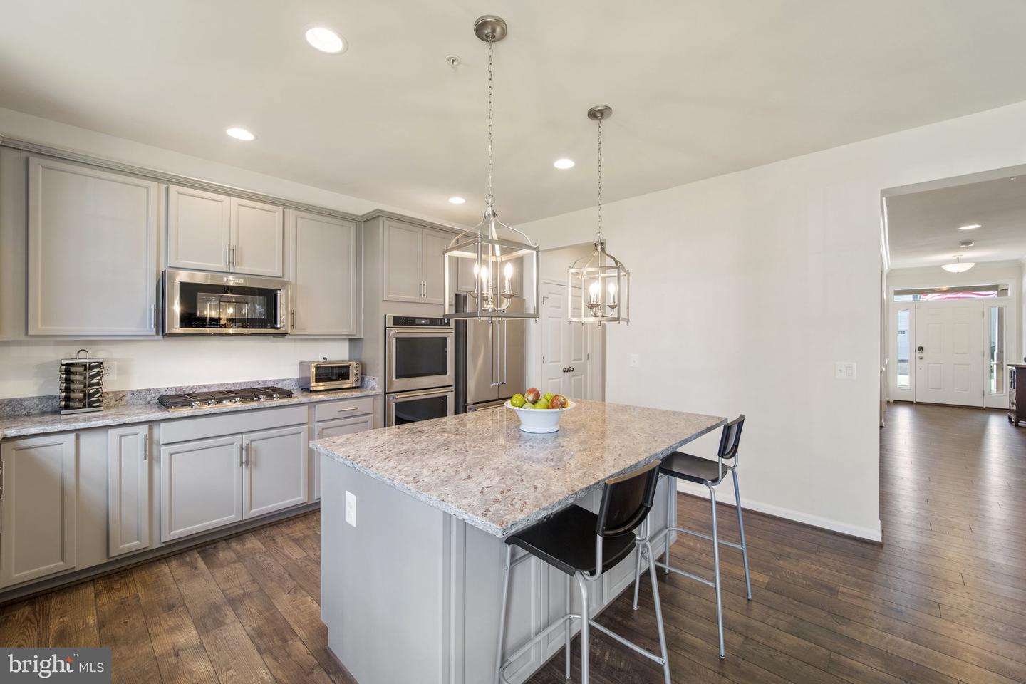 18205 Thunderbolt ROAD