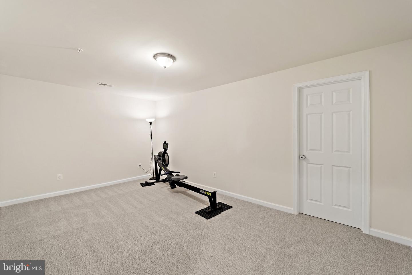 18205 Thunderbolt ROAD