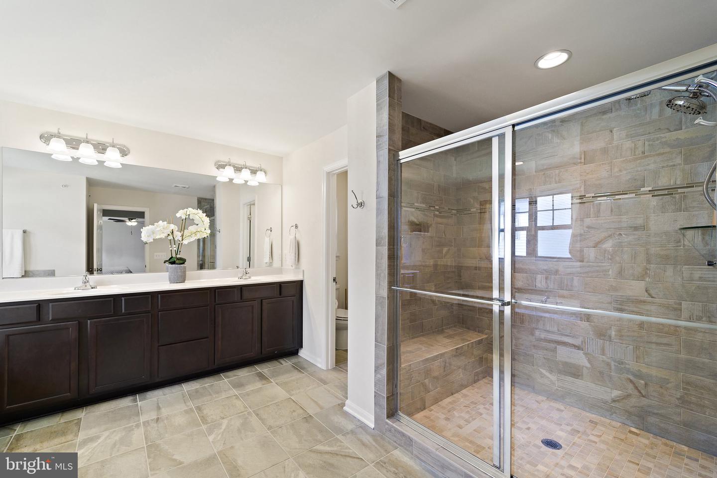18205 Thunderbolt ROAD