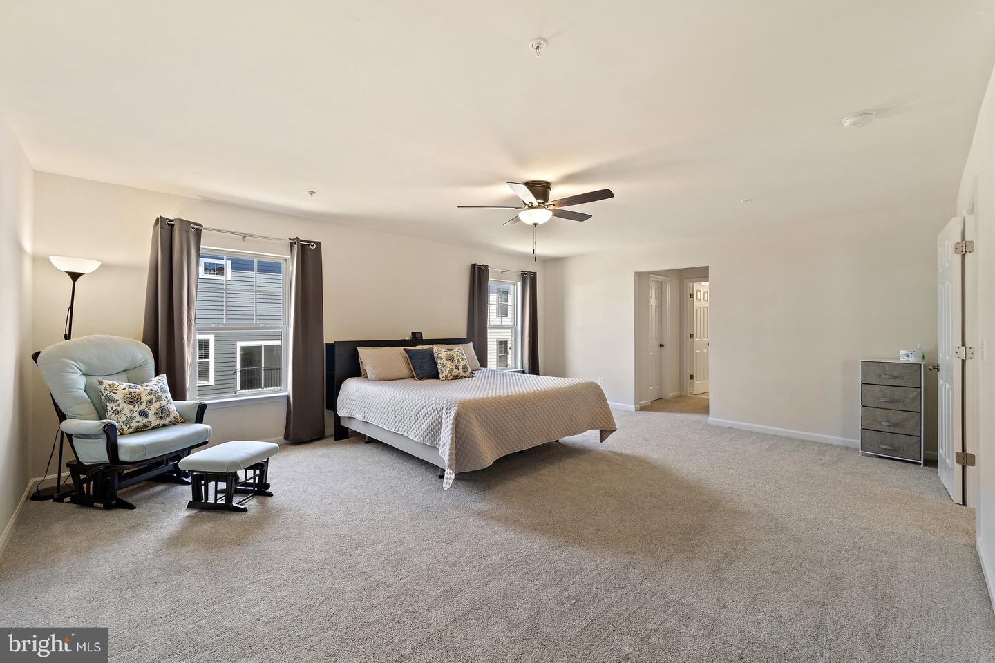 18205 Thunderbolt ROAD