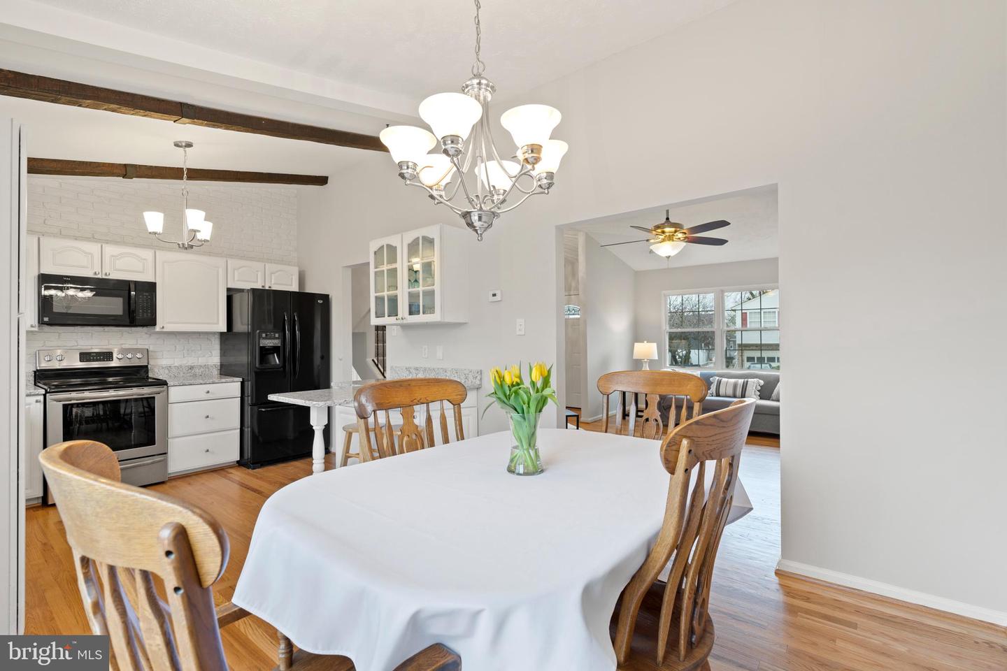 7647 Michelle COURT