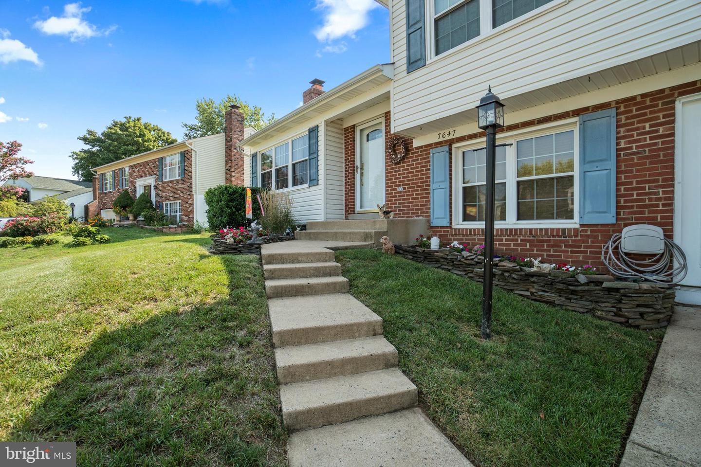 7647 Michelle COURT