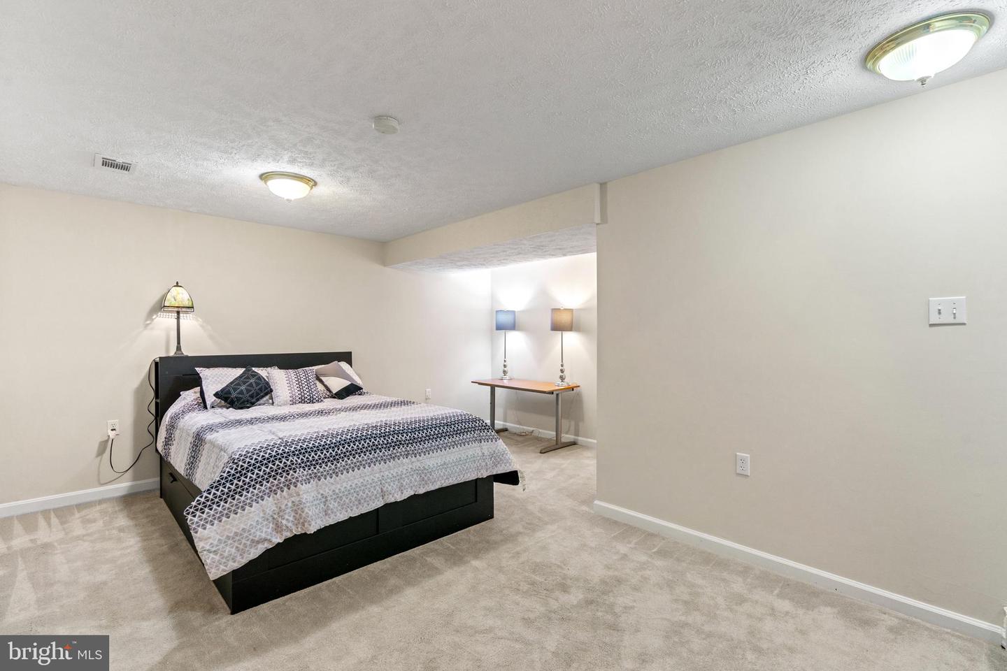 7647 Michelle COURT