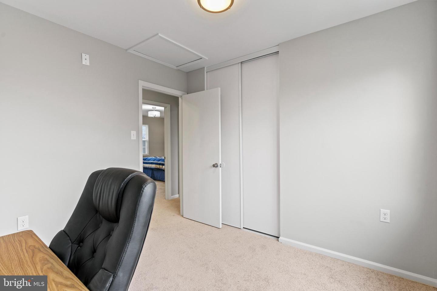 7647 Michelle COURT