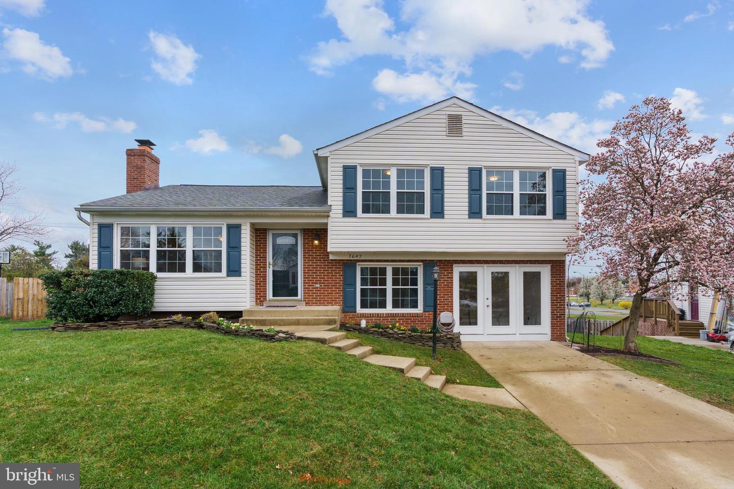 7647 Michelle COURT
