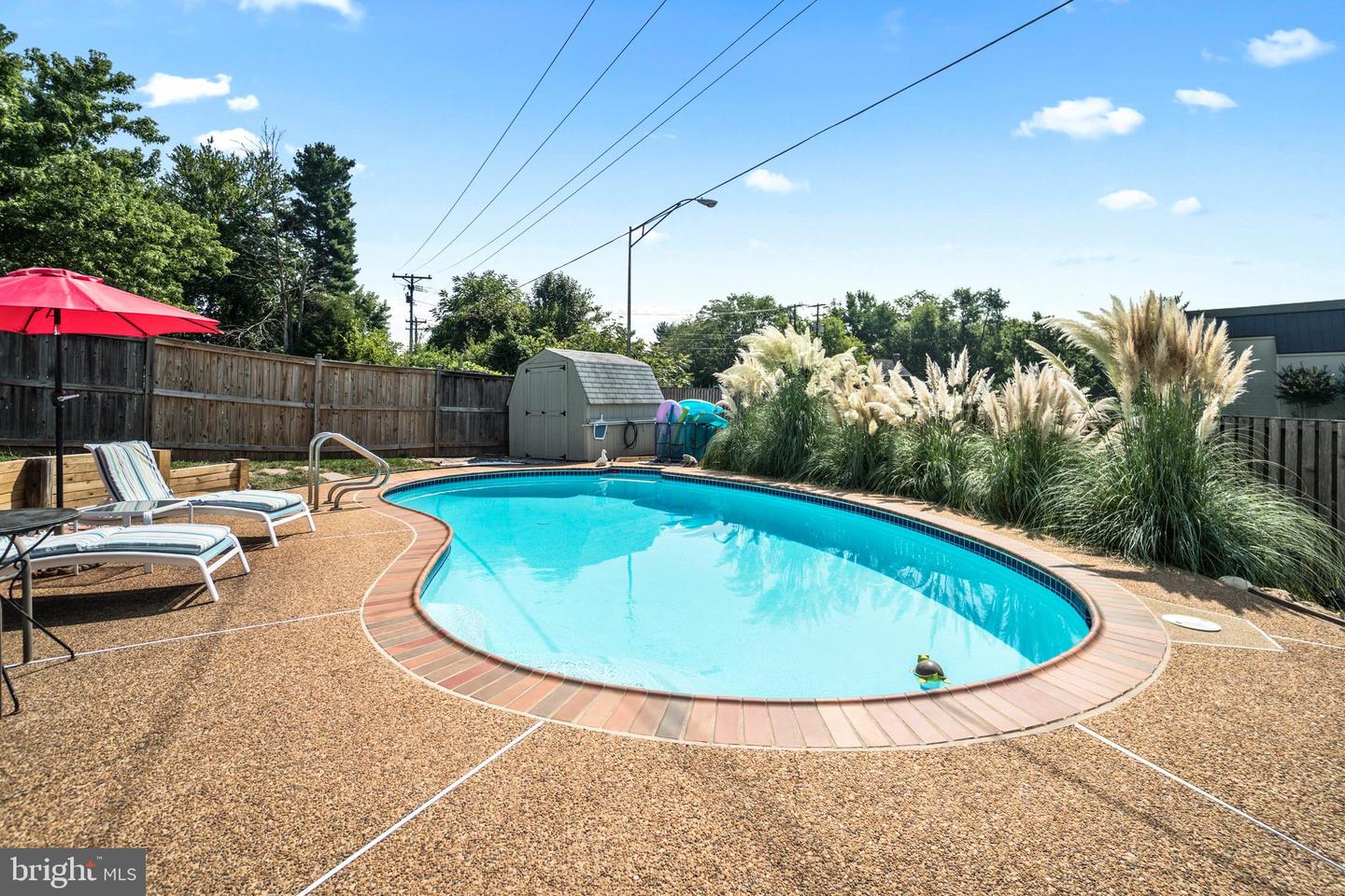 7647 Michelle COURT