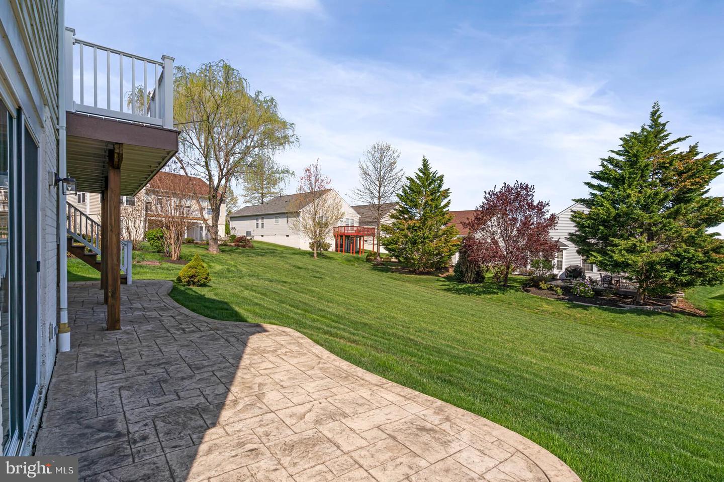 3933 Solstice LANE