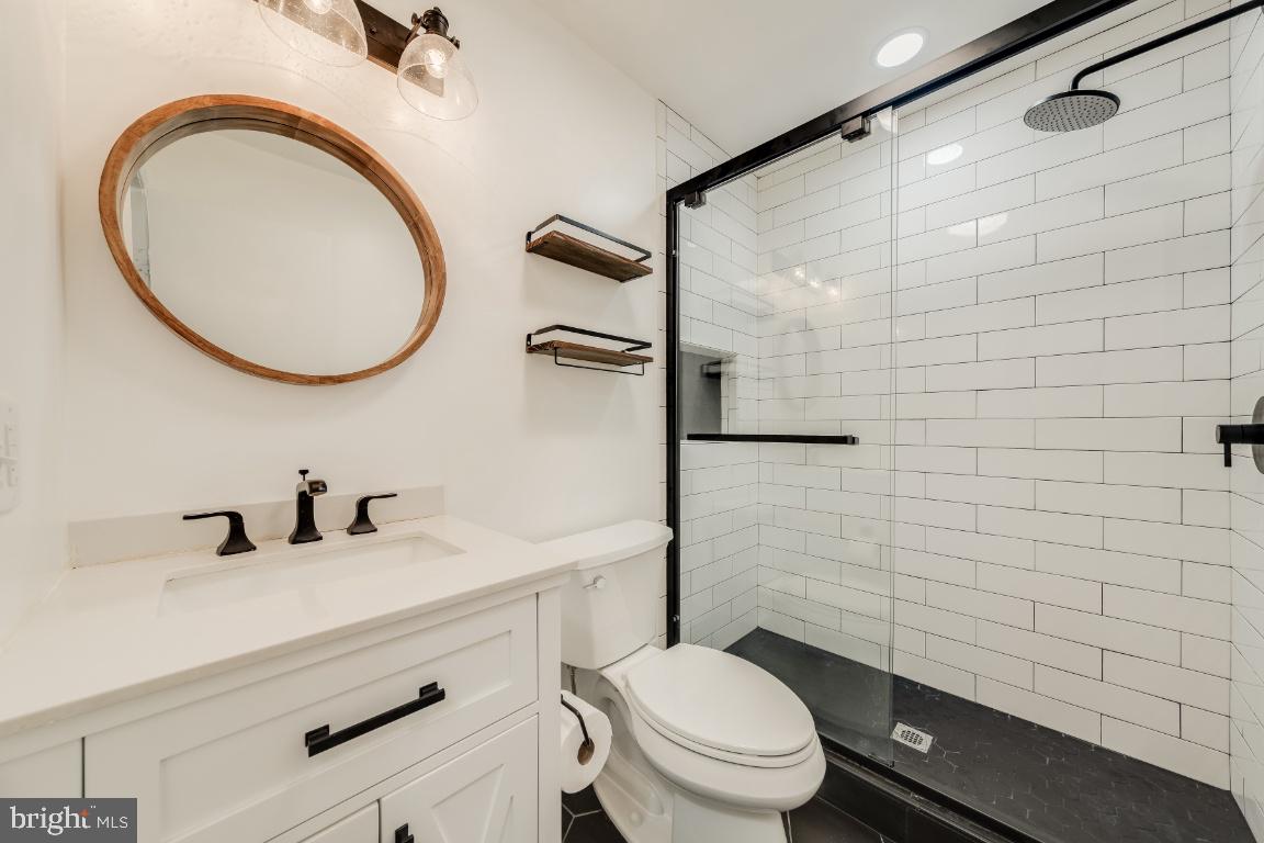 7566 Belle Grae DRIVE Unit: 9