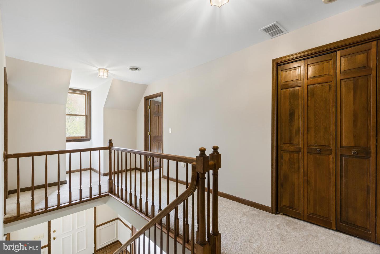 18602 Cabin ROAD