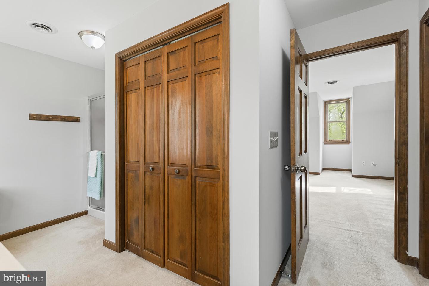 18602 Cabin ROAD