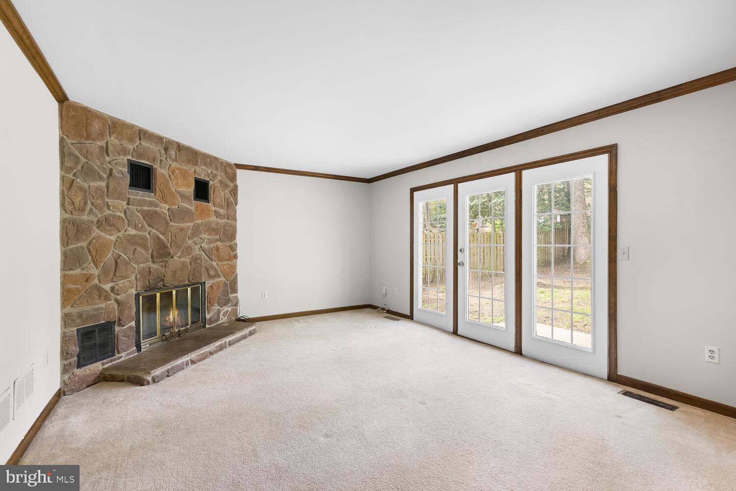 18602 Cabin ROAD