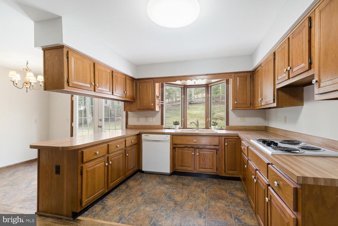 18602 Cabin ROAD