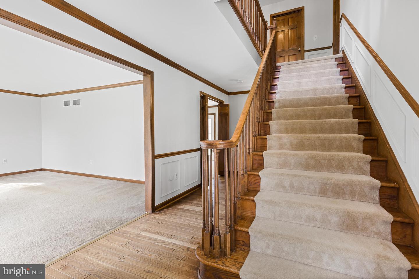 18602 Cabin ROAD