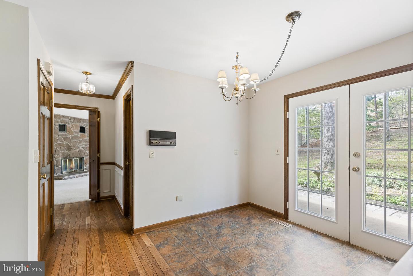 18602 Cabin ROAD