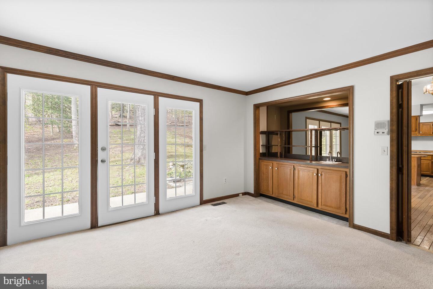 18602 Cabin ROAD
