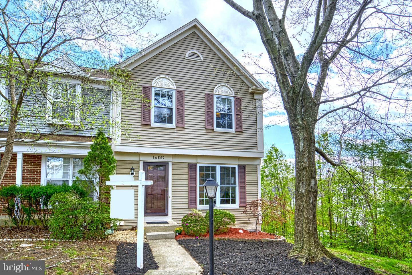 16869 Miranda LANE