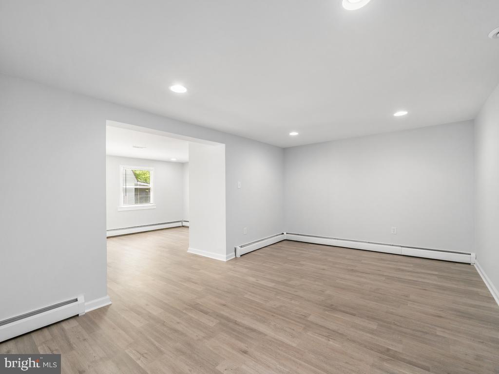 3589 Forestdale AVENUE