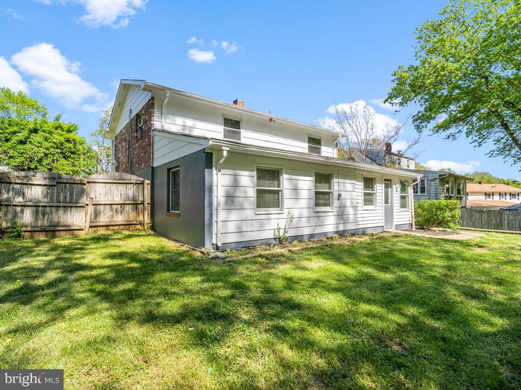 3589 Forestdale AVENUE